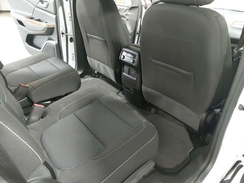 Used 2023 GMC Acadia SLE w/ Driver Convenience Package AWD/4WD image 11