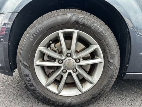 Used 2014 Dodge Grand Caravan R/T w/ Driver Convenience Group image 11