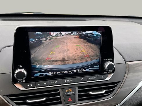 Certified 2024 Nissan Altima 2.5 SV FWD image 26