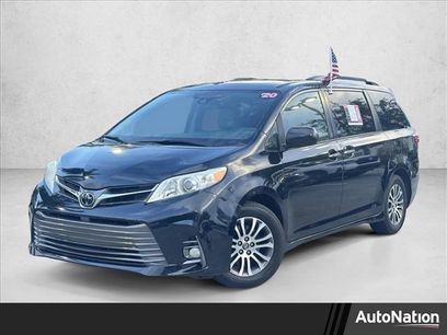 Used 2020 Toyota Sienna XLE w/ XLE Navigation Package