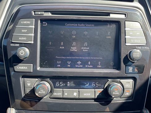 Used 2023 Nissan Maxima SR w/ Sport Mat Group image 12