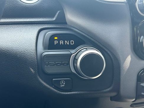 Used 2025 RAM 1500 Big Horn RWD image 46