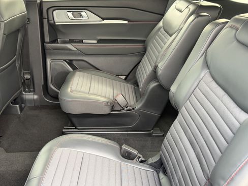 New 2026 Ford Explorer ST-Line AWD/4WD image 11