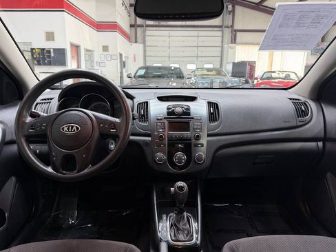 Used 2013 Kia Forte EX FWD image 19