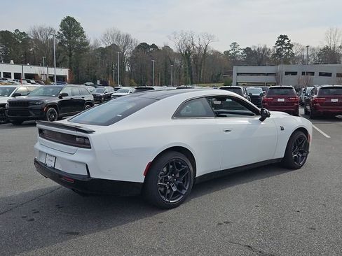 New 2026 Dodge Charger R/T Scat Pack image 9