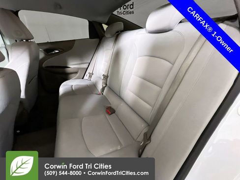 Used 2023 Chevrolet Malibu LS image 26