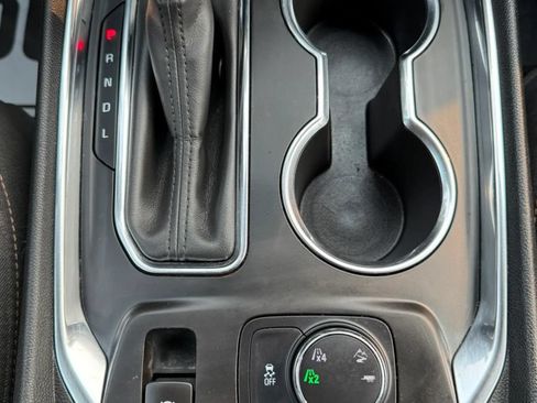 Used 2019 Chevrolet Traverse LT AWD/4WD image 34