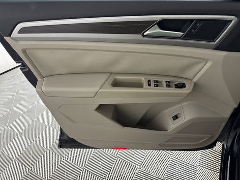 Used 2019 Volkswagen Atlas SE image 10