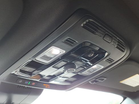 New 2026 GMC Yukon Denali Ultimate AWD/4WD image 25
