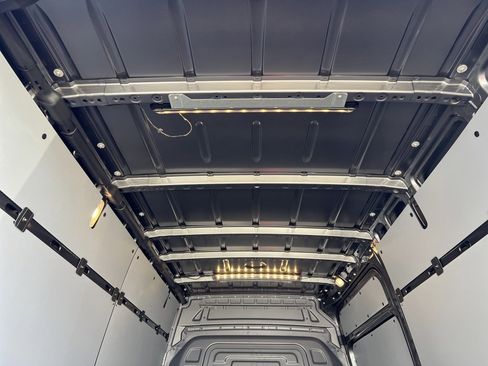 New 2025 Mercedes-Benz Sprinter 2500 image 19