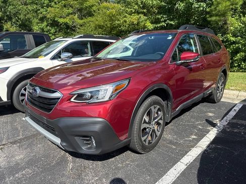 Used 2022 Subaru Outback Limited AWD/4WD image 1