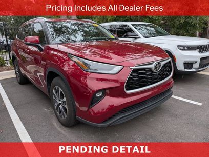 Used 2022 Toyota Highlander XLE