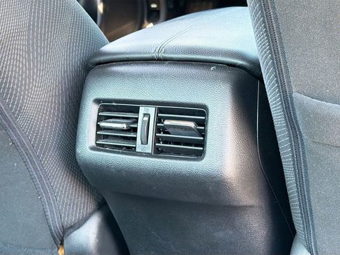Used 2017 Honda Accord EX image 17