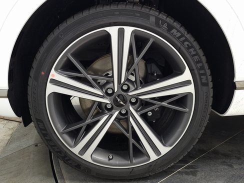Used 2026 Genesis GV80 3.5T e-SC AWD/4WD image 7
