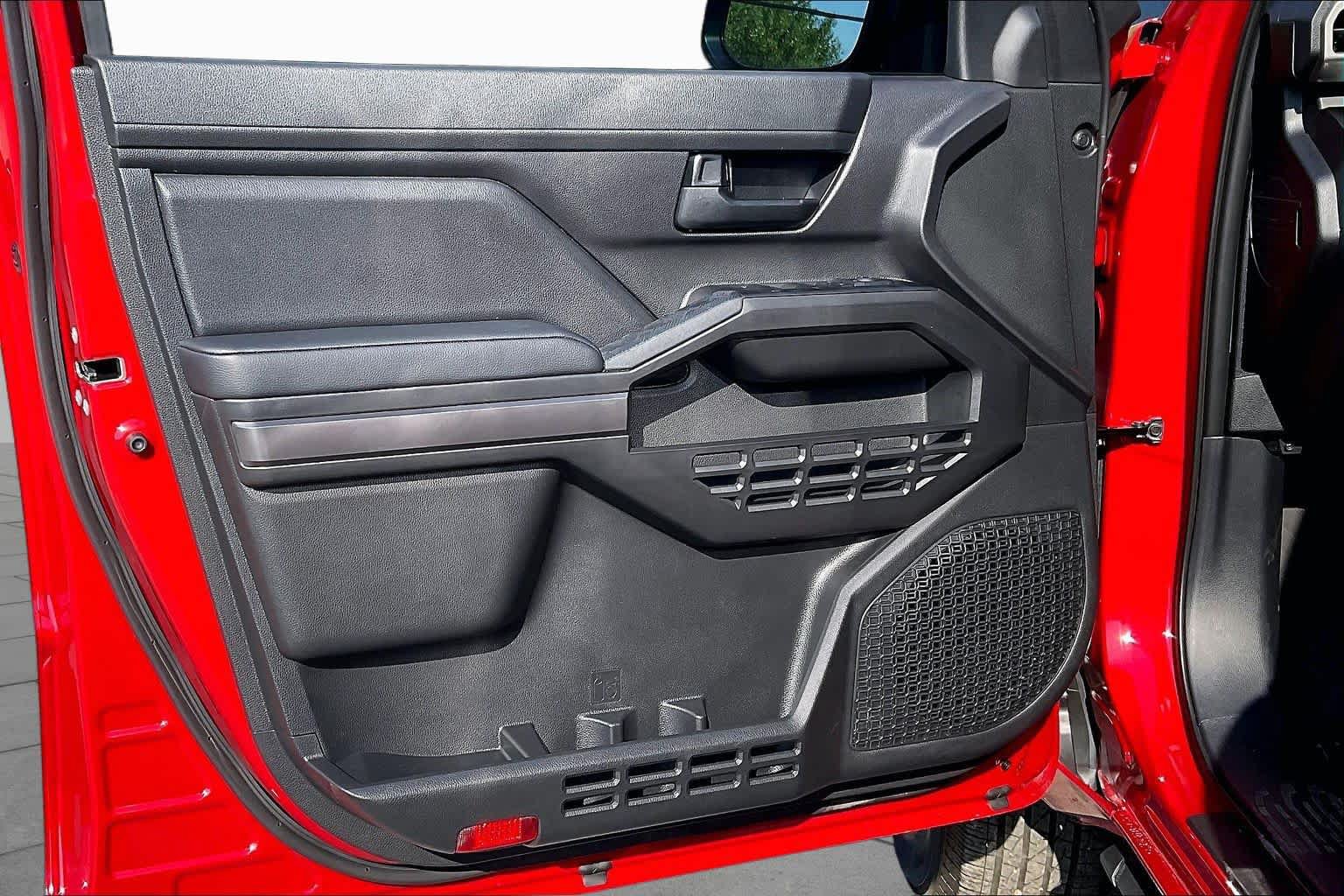 Used 2026 Toyota Tacoma SR5 AWD/4WD image 21