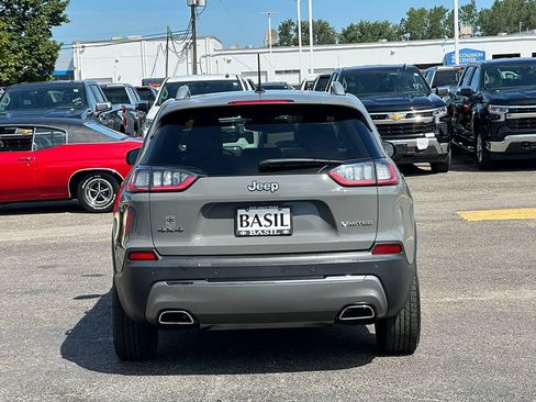 Used 2021 Jeep Cherokee Limited AWD/4WD image 14