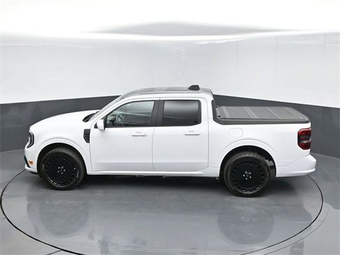 Used 2025 Ford Maverick Lobo image 43