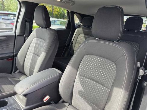 Used 2025 Ford Escape Active AWD/4WD image 21