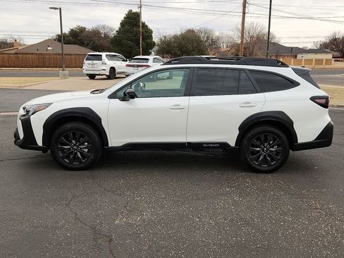 Certified 2025 Subaru Outback Onyx Edition image 2