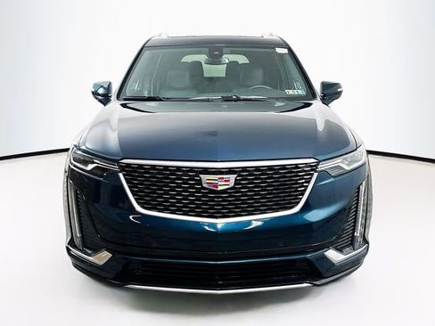 New 2025 Cadillac XT6 Premium Luxury image 2