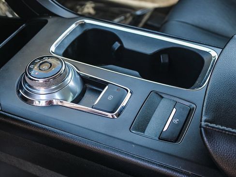 Certified 2020 Ford Fusion Titanium FWD image 22
