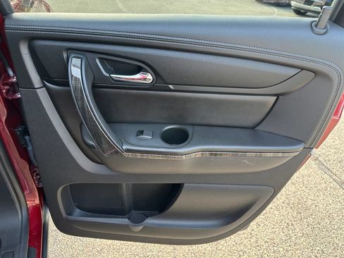 Used 2017 GMC Acadia Limited SLT AWD/4WD image 34
