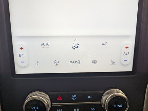 Used 2024 Ford Edge SEL w/ Convenience Package image 20