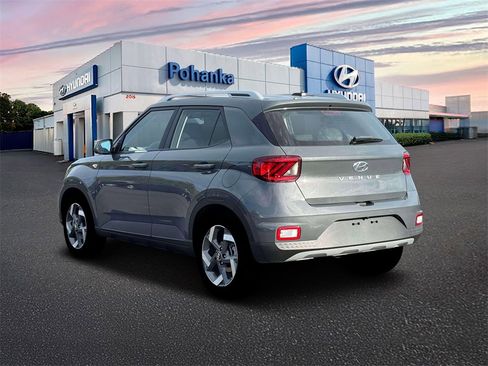 New 2026 Hyundai Venue SEL image 5