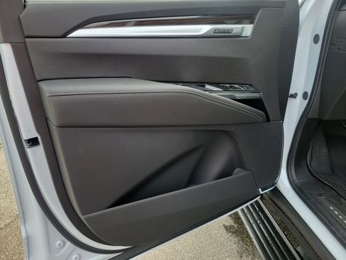 New 2026 Cadillac Escalade Luxury image 32