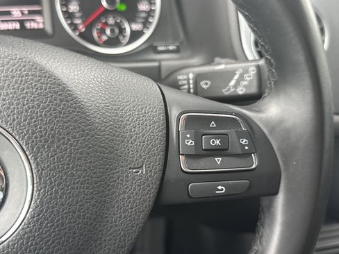 Used 2018 Volkswagen Tiguan Limited w/ Premium Package AWD/4WD image 17