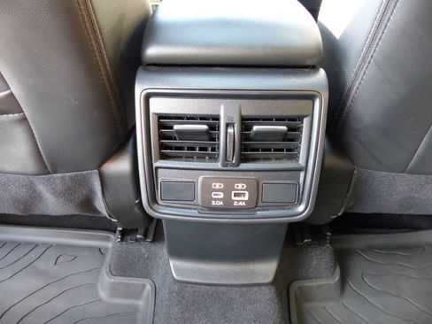 Used 2025 Subaru Forester Premium AWD/4WD image 42