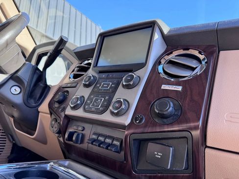 Used 2015 Ford F350 Lariat w/ Chrome Package image 16