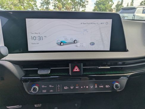 Certified 2024 Kia EV6 GT-Line AWD/4WD image 23