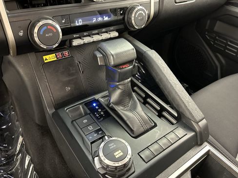 Used 2024 Toyota Tacoma TRD Sport w/ TRD Sport Upgrade Package AWD/4WD image 16