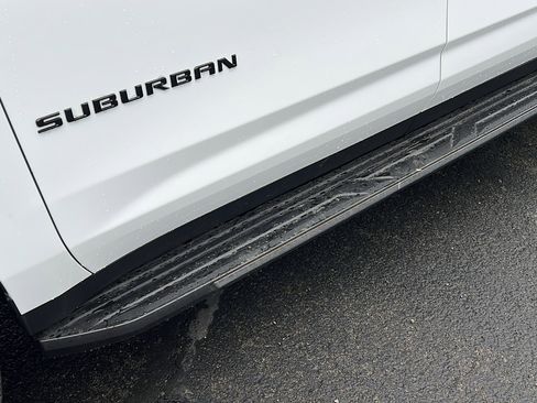 New 2026 Chevrolet Suburban LT w/ Comfort Package image 11