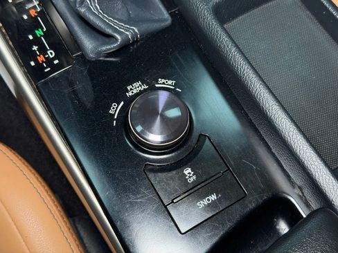 Used 2014 Lexus IS 250 image 41