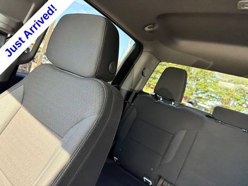 Used 2024 Chevrolet Silverado 1500 Custom Trail Boss w/ Dark Appearance Package AWD/4WD image 17
