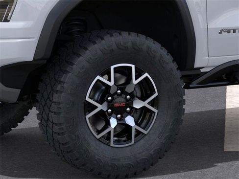 New 2026 GMC Canyon AT4X image 9