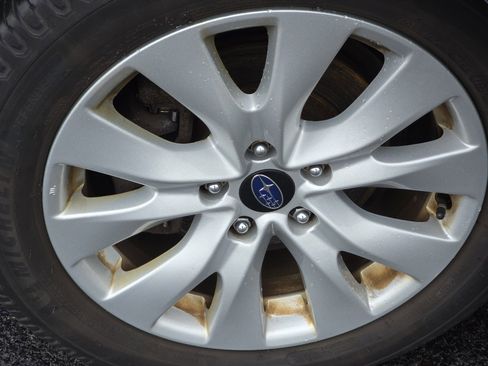 Used 2017 Subaru Legacy 2.5i Premium image 16