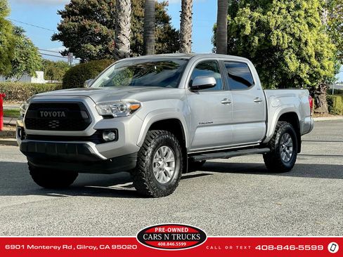 Used 2019 Toyota Tacoma SR5 image 32