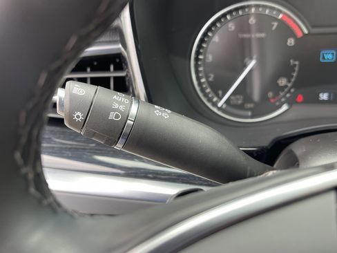 Certified 2025 Cadillac XT5 Premium Luxury image 23