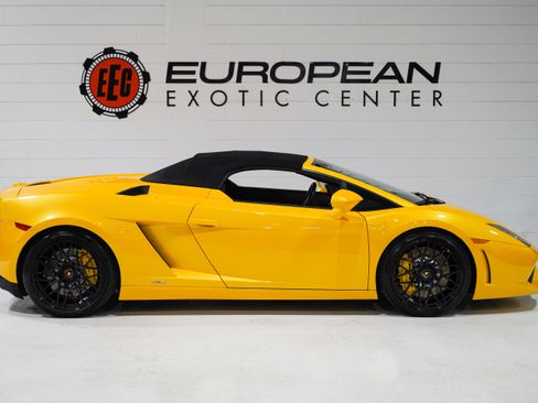 Used 2010 Lamborghini Gallardo LP 560-4 AWD/4WD image 8