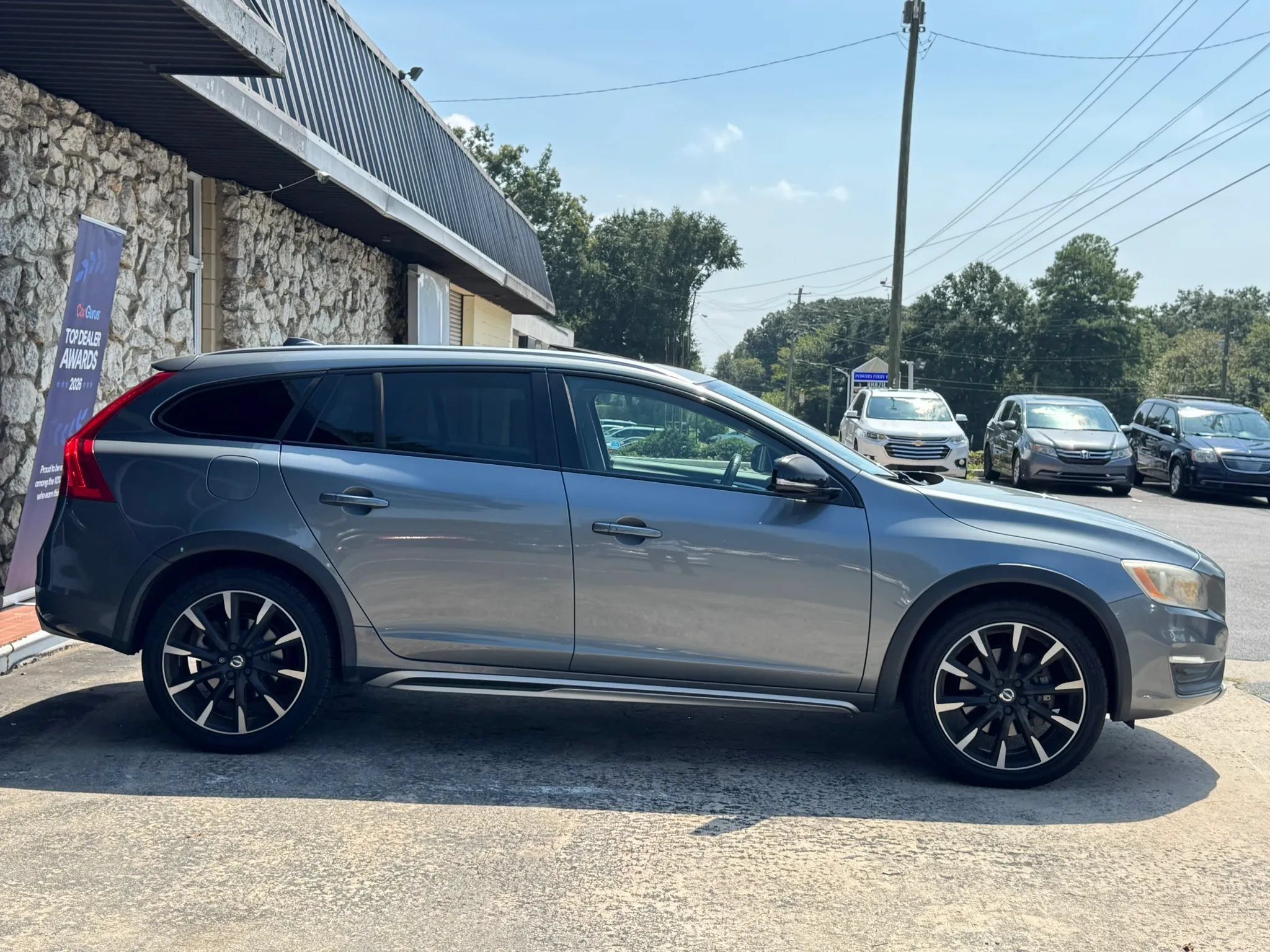 Used 2016 Volvo V60 T5 Cross Country w/ Convenience Package AWD/4WD image 8