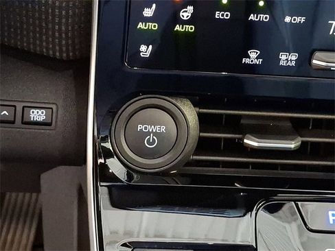 Certified 2024 Subaru Solterra Touring image 27