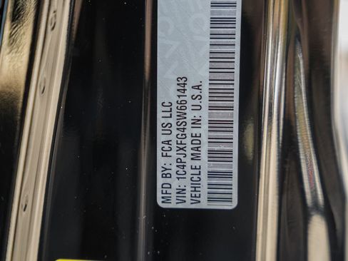 New 2025 Jeep Wrangler Rubicon w/ Convenience Group image 37