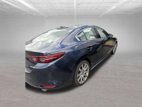 Used 2020 MAZDA MAZDA3 Sedan w/ Premium Package FWD image 5