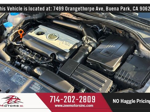 Used 2009 Volkswagen GTI 4-Door image 40