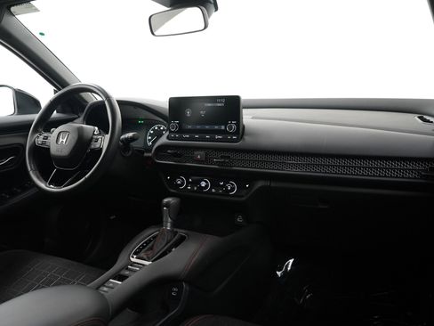 Used 2024 Honda HR-V Sport image 11