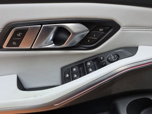 Used 2022 BMW M3 Competition w/ M Carbon Exterior Package image 19