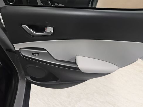 Certified 2022 Hyundai Kona Limited AWD/4WD image 21